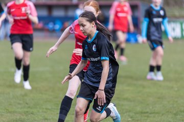 Bild 266 - wBJ VfL Pinneberg - Waldd�rfer SV : Ergebnis: 5:0